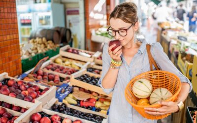 Recorre los mercadillos semanales de Sitges, con las líneas de BusGarraf