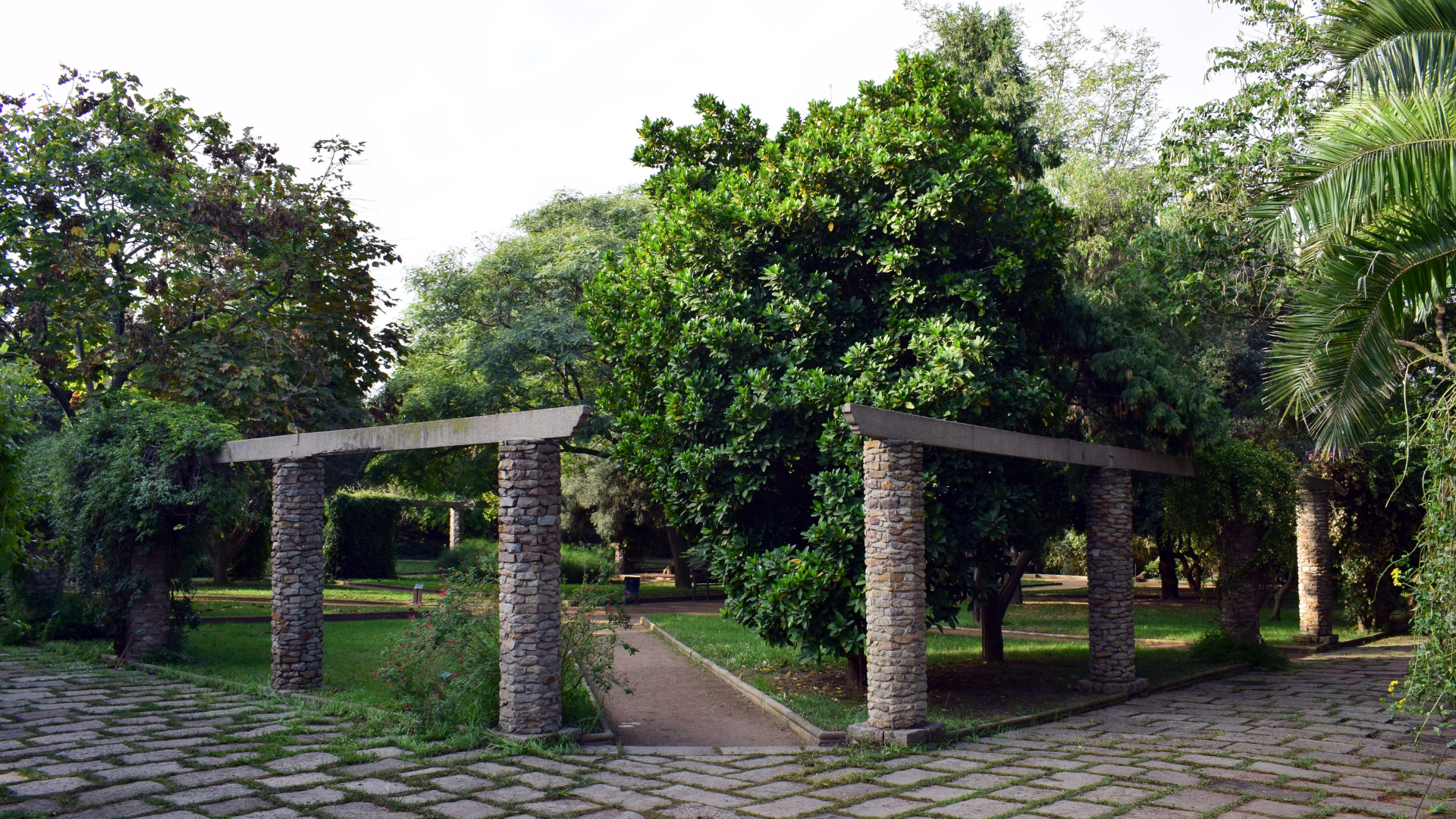 Descobreix els racons amagats de Montjuïc a Barcelona 