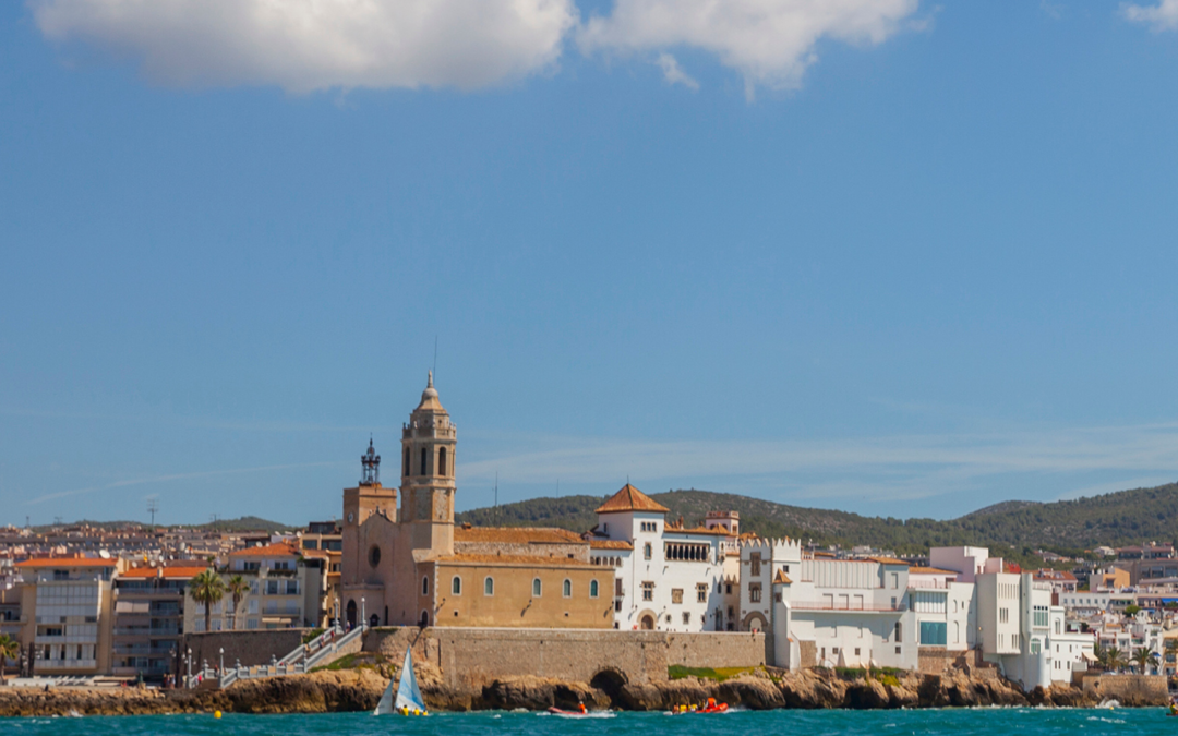 Celebra el Día Internacional de los Museos en Sitges con BusGarraf 